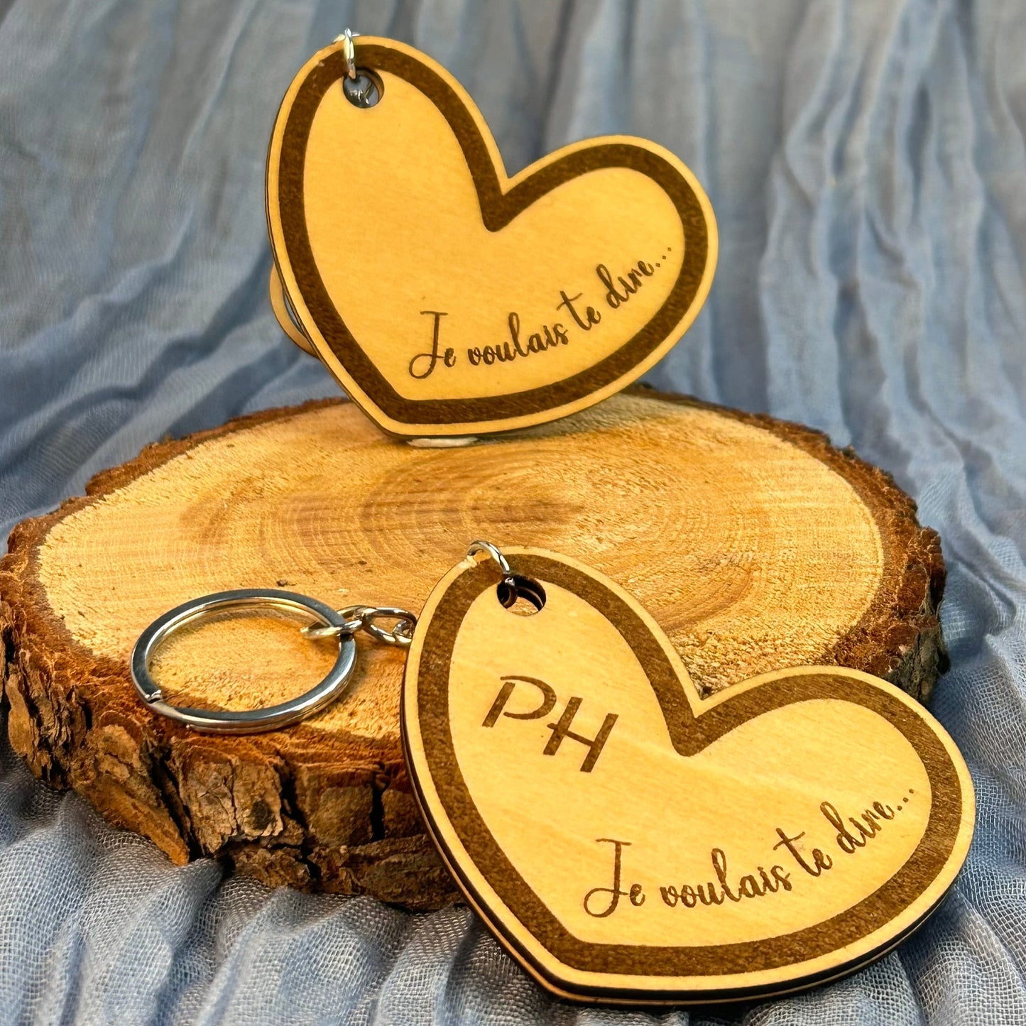 Porte-clés cœur personnalisé "Je t'aime" – Avec puce NFC magique