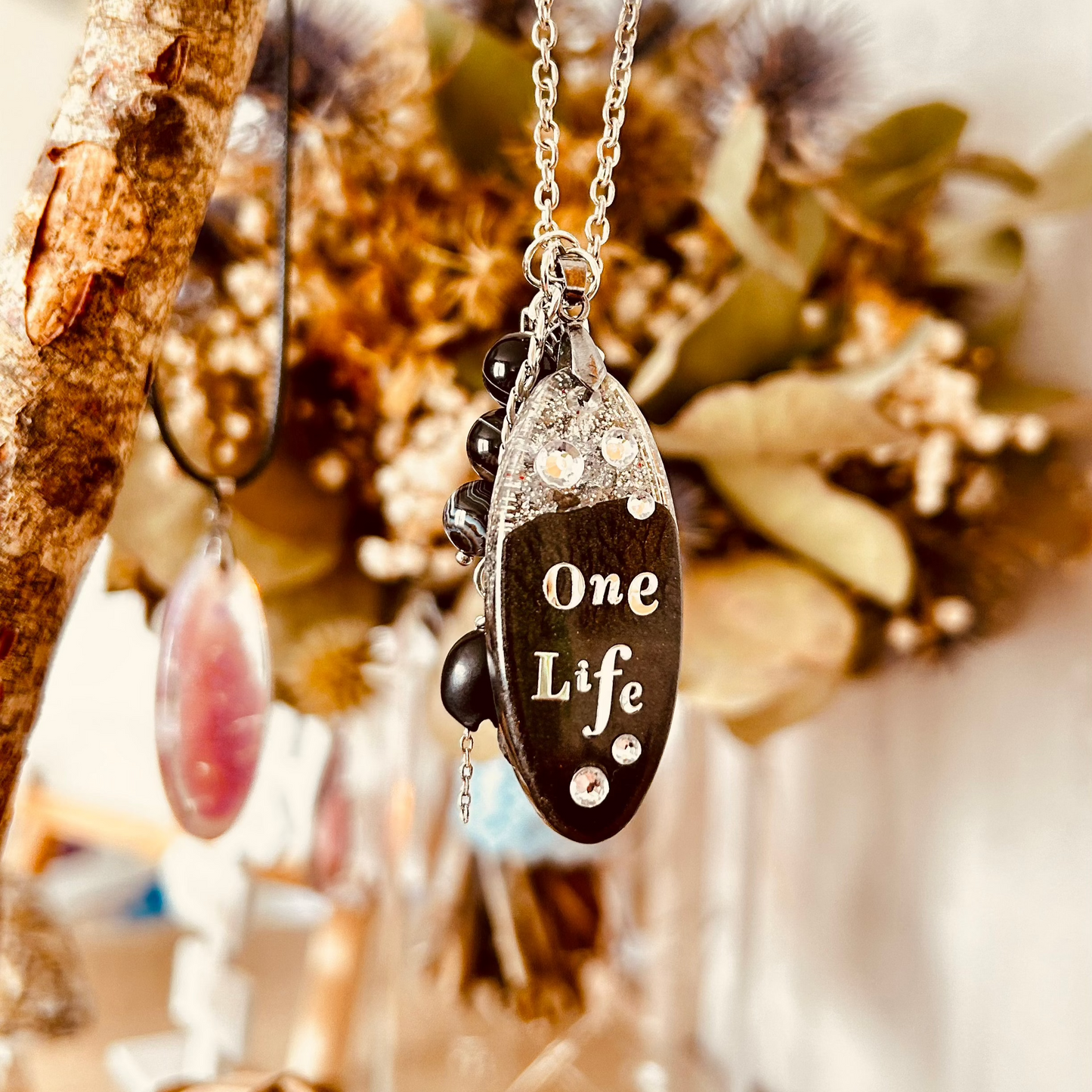 Collier Charms Suspendus “One Life”